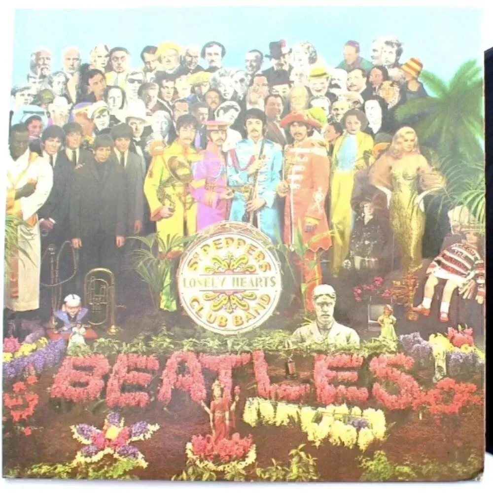The Beatles: Sgt. Peppers Lonely Hearts Club Band LP Parlophone RECORDS UK NM-